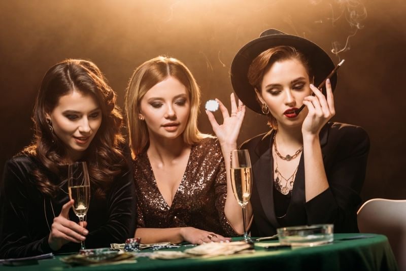 Antarmuka permainan Domino QQ di platform agen66 dengan dealer langsung